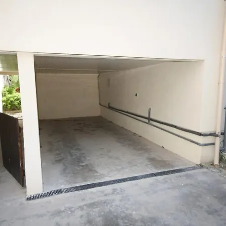 Air-conditioned Seafront House フロンティニャン